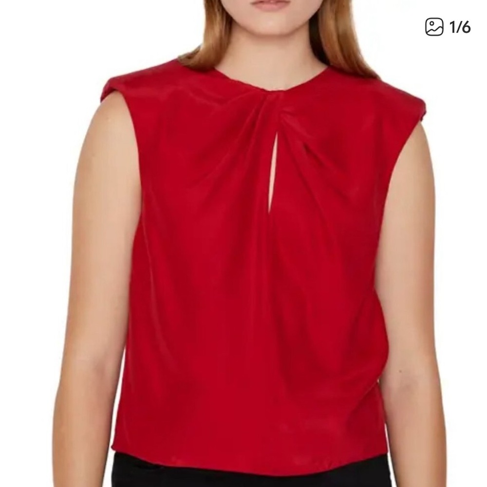 ❣️Frame Silk Twist Neck Top on Red Size Medium